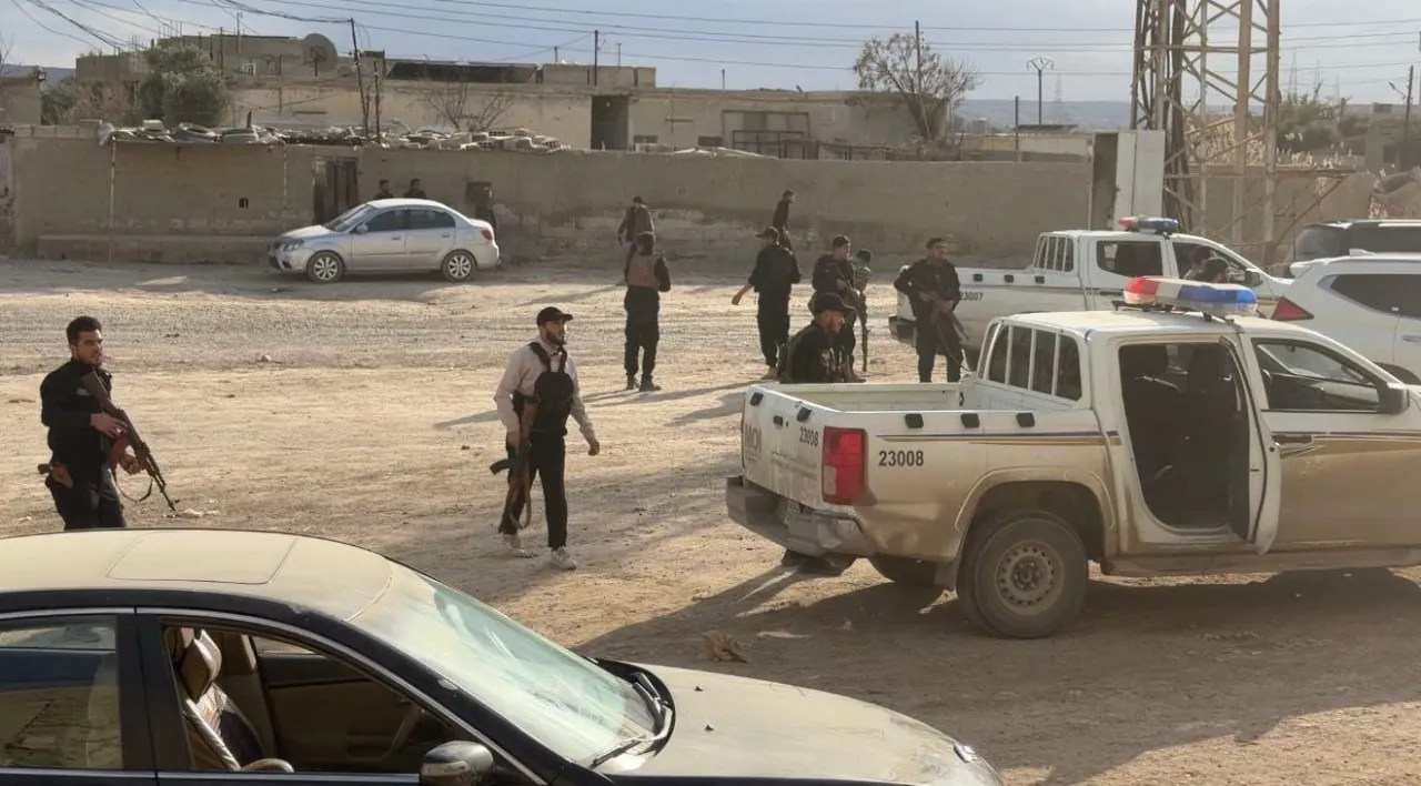 تصعيد أمني في شرق سوريا… هجمات خاطفة لتنظيم الدولة وسط تحولات ميدانية