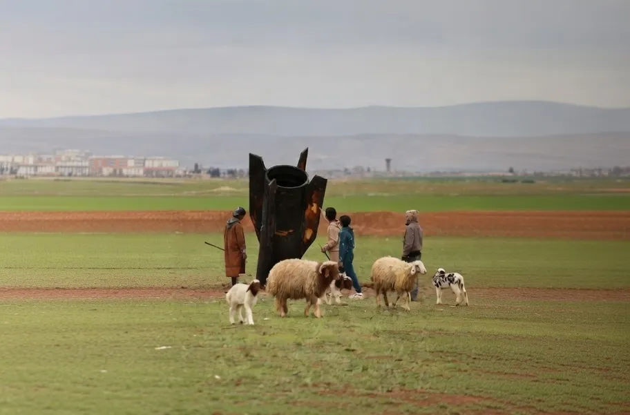 فضل عبد الغني: استخدام الأجواء السورية في حرب إيران يفرض تحركاً قانونياً لحماية السيادة
