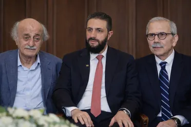 الشرع يؤكد لسلام وجنبلاط أن تعزيزات الحدود تستهدف ضبطها وحماية الأمن الداخلي السوري