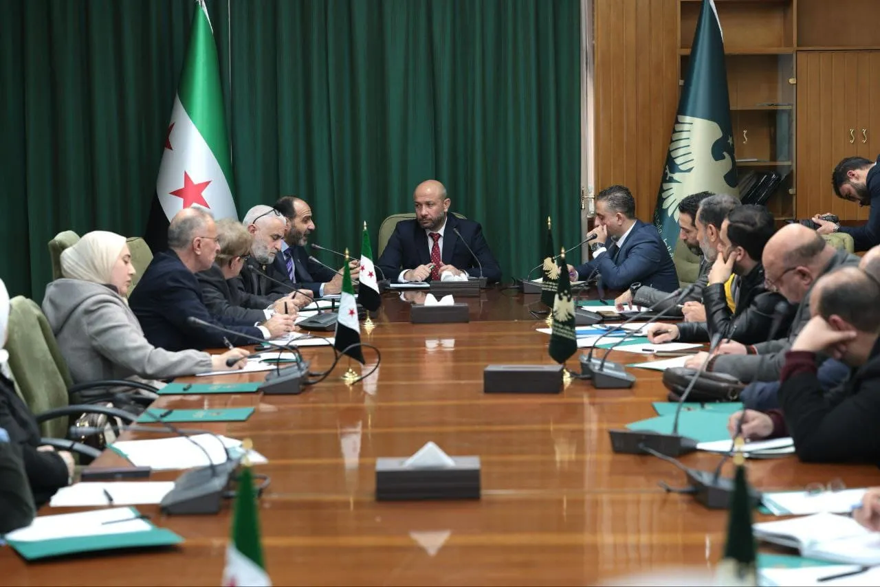 اللجنة العليا لتطوير "الكود السوري" تبحث تحديث معايير البناء بالتوازي مع خطط إعادة الإعمار