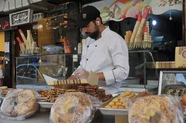 ركود في أسواق الحلويات نتيجة تراجع القدرة الشرائية للمواطنين