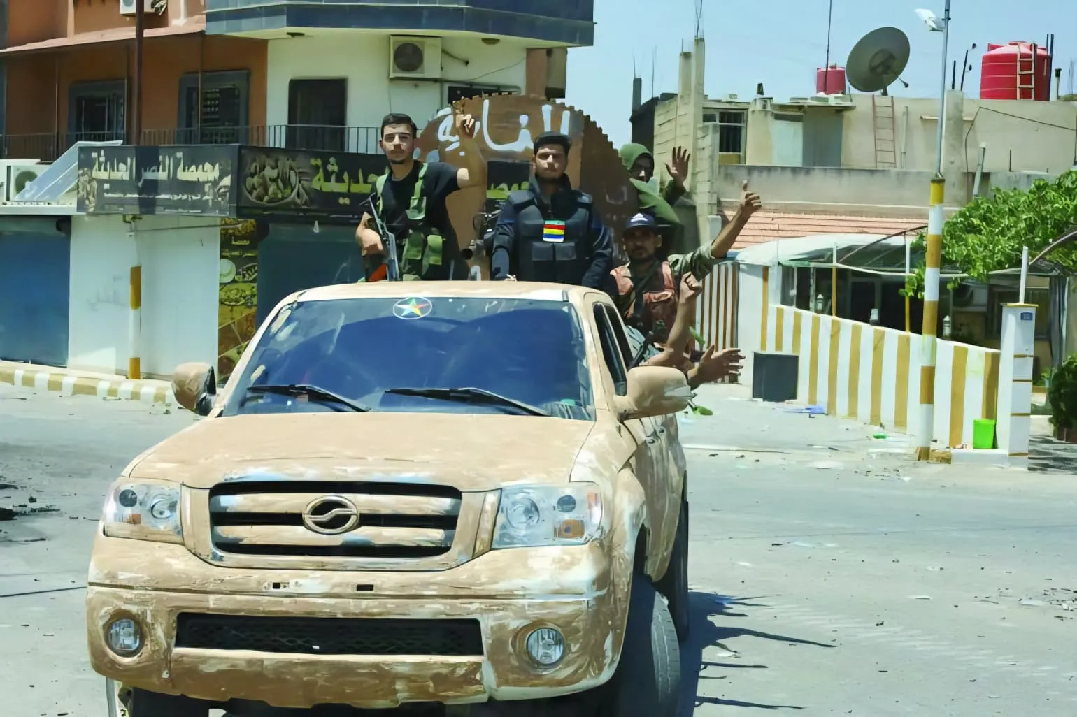 اعترافات تكشف تورط قادة ميليشيا "الهجري" بسرقة محل مجوهرات في السويداء