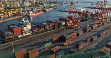 الأردن وسوريا يعززان الربط اللوجستي.. ومسارات إقليمية تفتح الباب لتحول سوريا  إلى عقدة طاقة ونقل