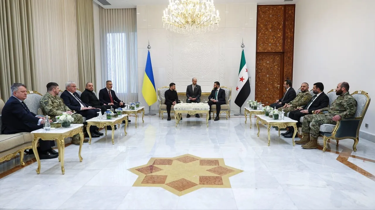 الشرع يستقبل زيلينسكي في دمشق ويبحثان التعاون الاقتصادي والأمن الغذائي