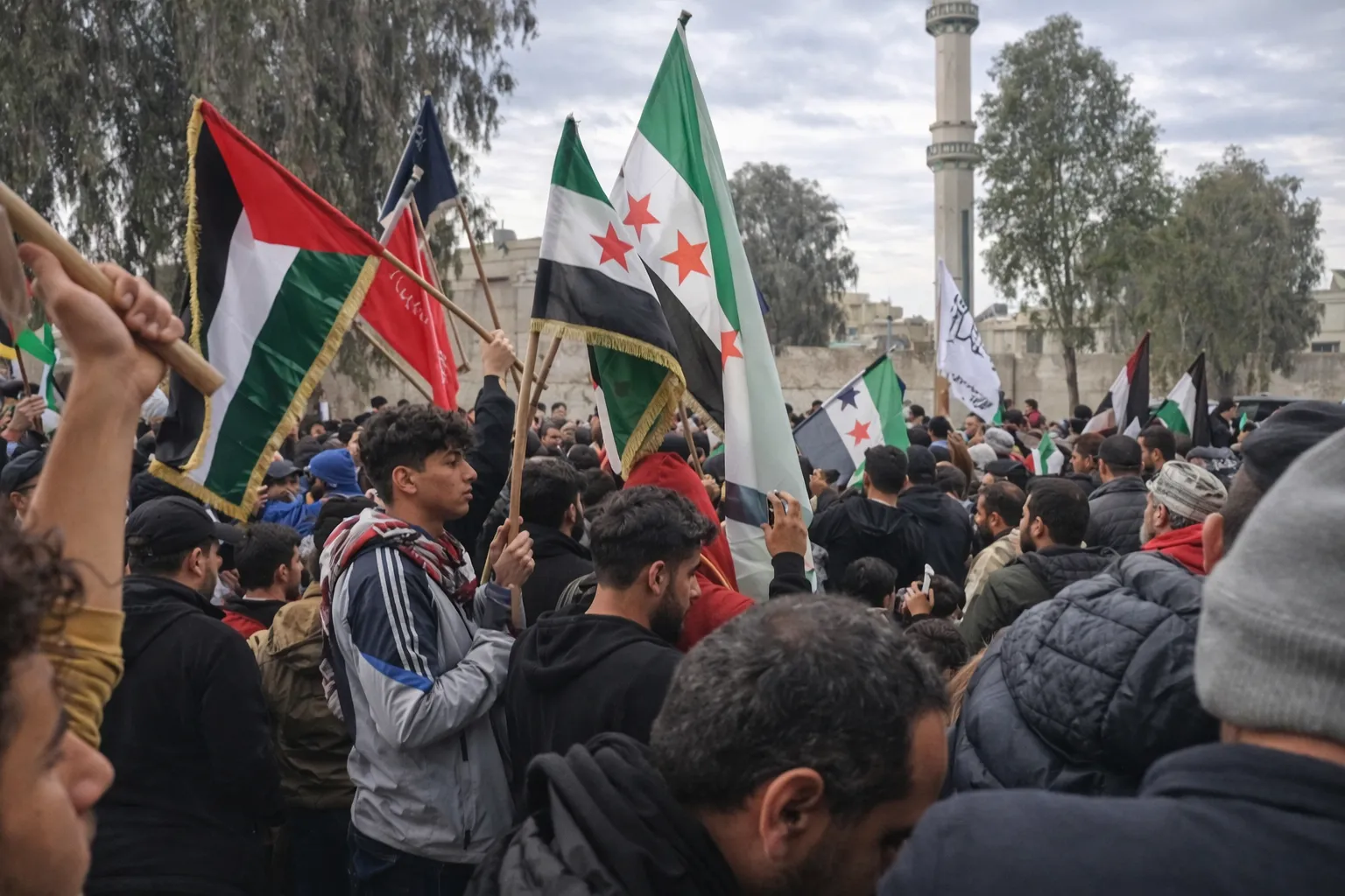 حراك الشارع السوري بين التضامن المشروع ومحاولات التوظيف السياسي المشبوه