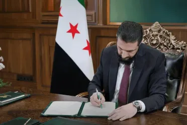 مرسومان رئاسيان لإعادة هيكلة قطاعي الكهرباء والمياه وتعزيز كفاءة الإدارة والاستثمار