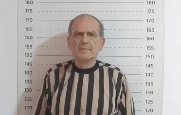 اعتقال لواء طيار سابق في نظام الأسد البائد.. من هو أيمن حسين ياسمينة؟