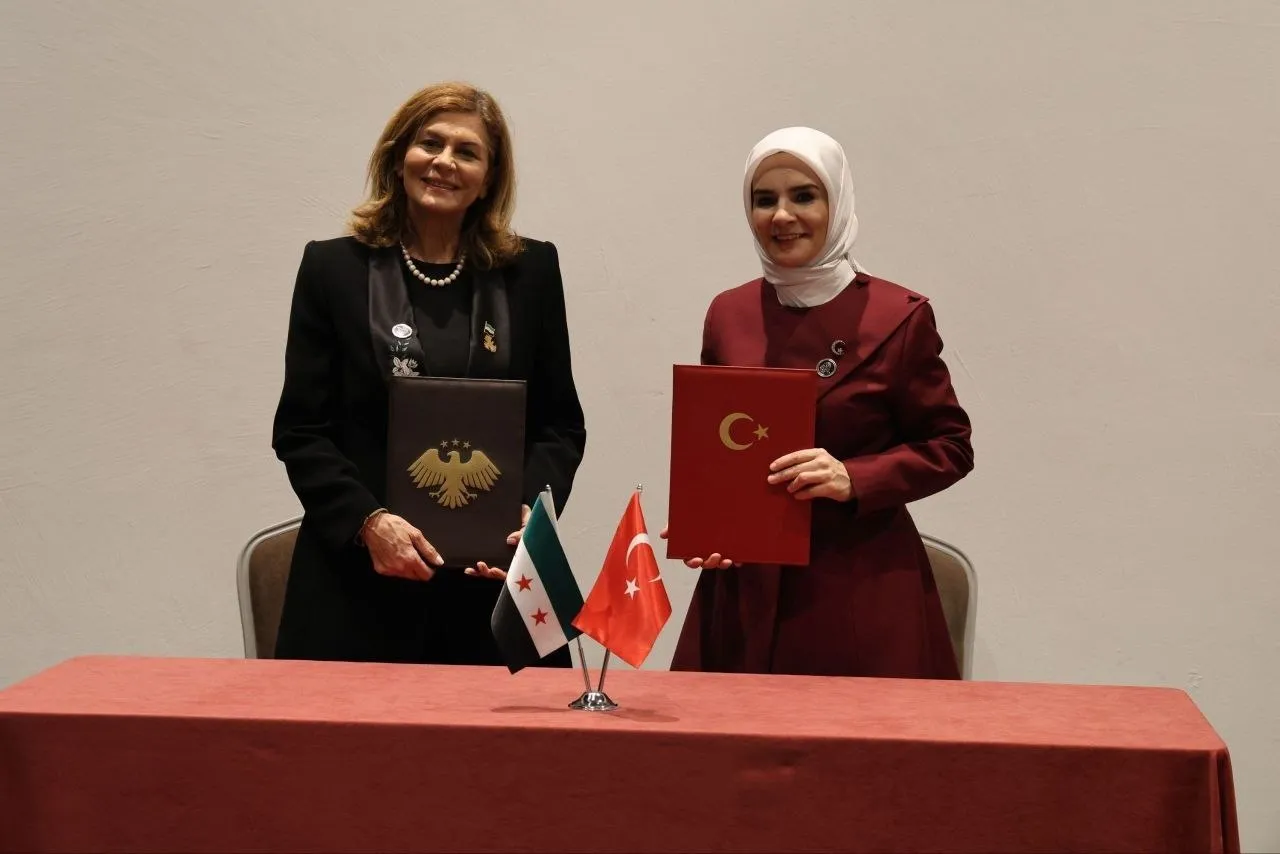 سوريا وتركيا توقعان مذكرة تفاهم لتعزيز الخدمات الاجتماعية وتمكين الأسرة