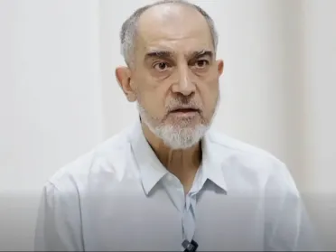 انطلاق أولى المحاكمات العلنية لرموز النظام البائد في دمشق بدءاً بقضية عاطف نجيب