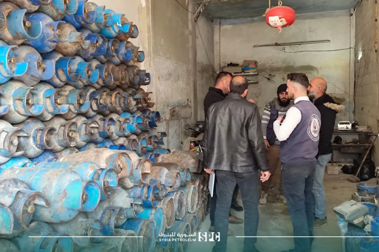 ارتفاع طفيف للمحروقات مع تعديل سعر صرف الدولار المعتمد