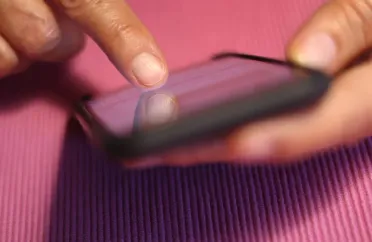 الاتصالات تحجب مواقع القمار والمراهنات الإلكترونية وتؤكد مواصلة مكافحة المخالفات الرقمية