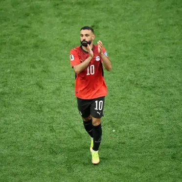 موجز الرياضة من شبكة شام– انتصار تاريخي لمصر ومواجهات مصيرية للعرب وصراع اللقب يشتعل في سوريا