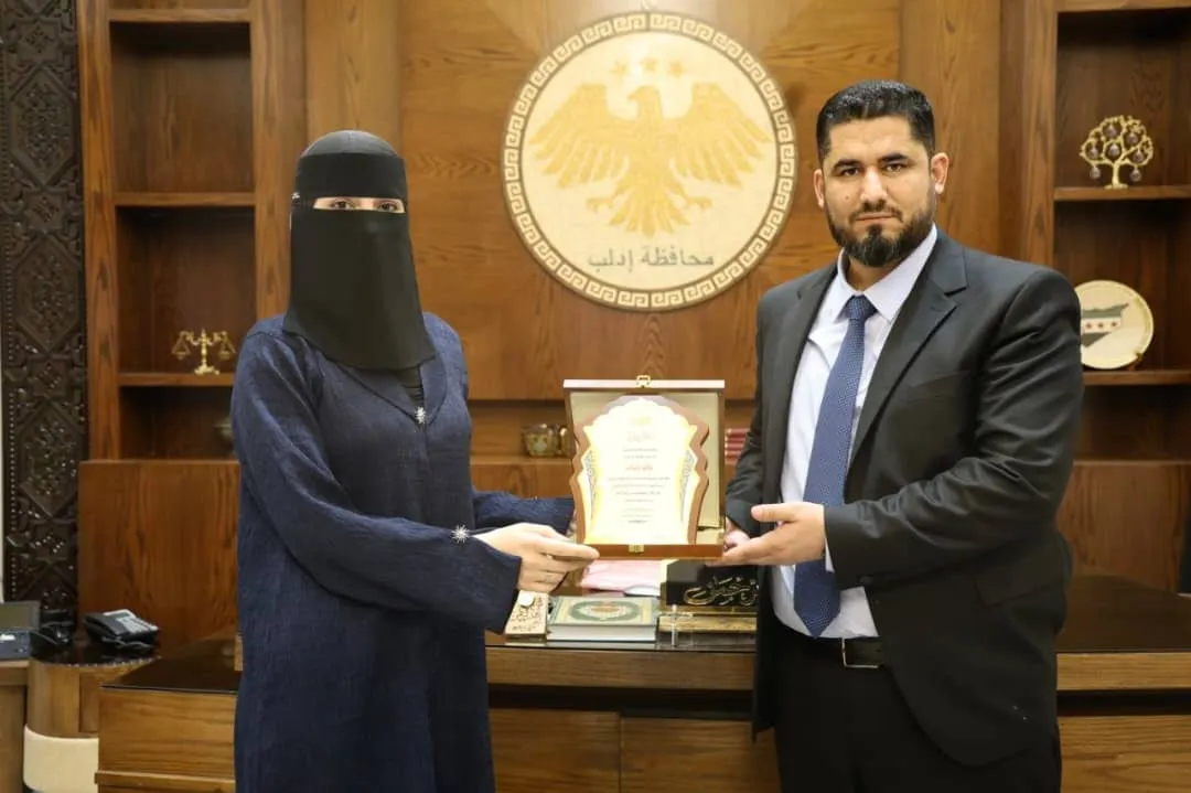 يافا دياب: فنانة تشكيلية سورية توثق الذاكرة عبر اللوحة والجدارية