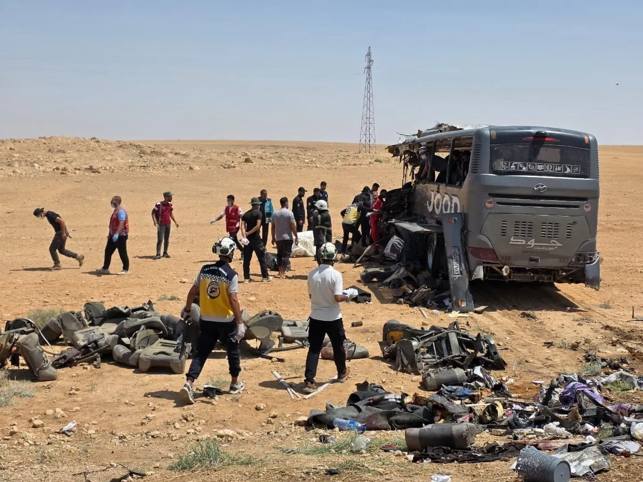 تفاصيل الاستجابة للحادث المأساوي على طريق "دمشق- دير الزور"