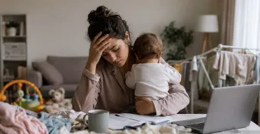 استنزاف الأمهات.. مسؤوليات متراكمة وضغوط تستدعي الانتباه