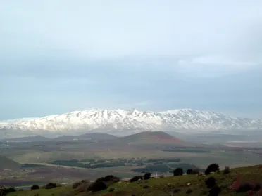 إدانات عربية لاقتحام نتنياهو جبل الشيخ وتوغلات الاحتلال في سوريا