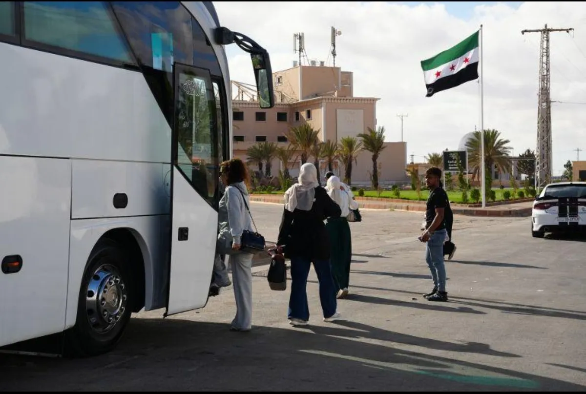تراجع وتيرة عودة السوريين بعد موجة العودة الأولى.. أكثر من 1.8 مليون عادوا إلى البلاد