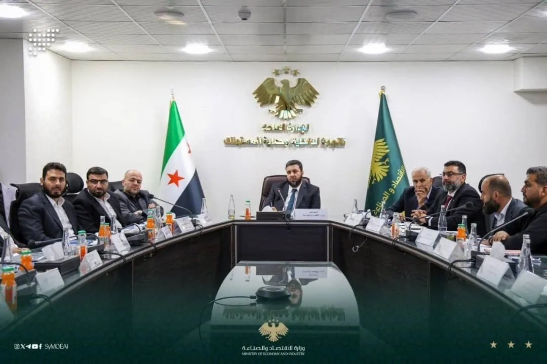 الاقتصاد والصناعة تبحث تعزيز الرقابة على الأسواق وتأمين القمح والخبز