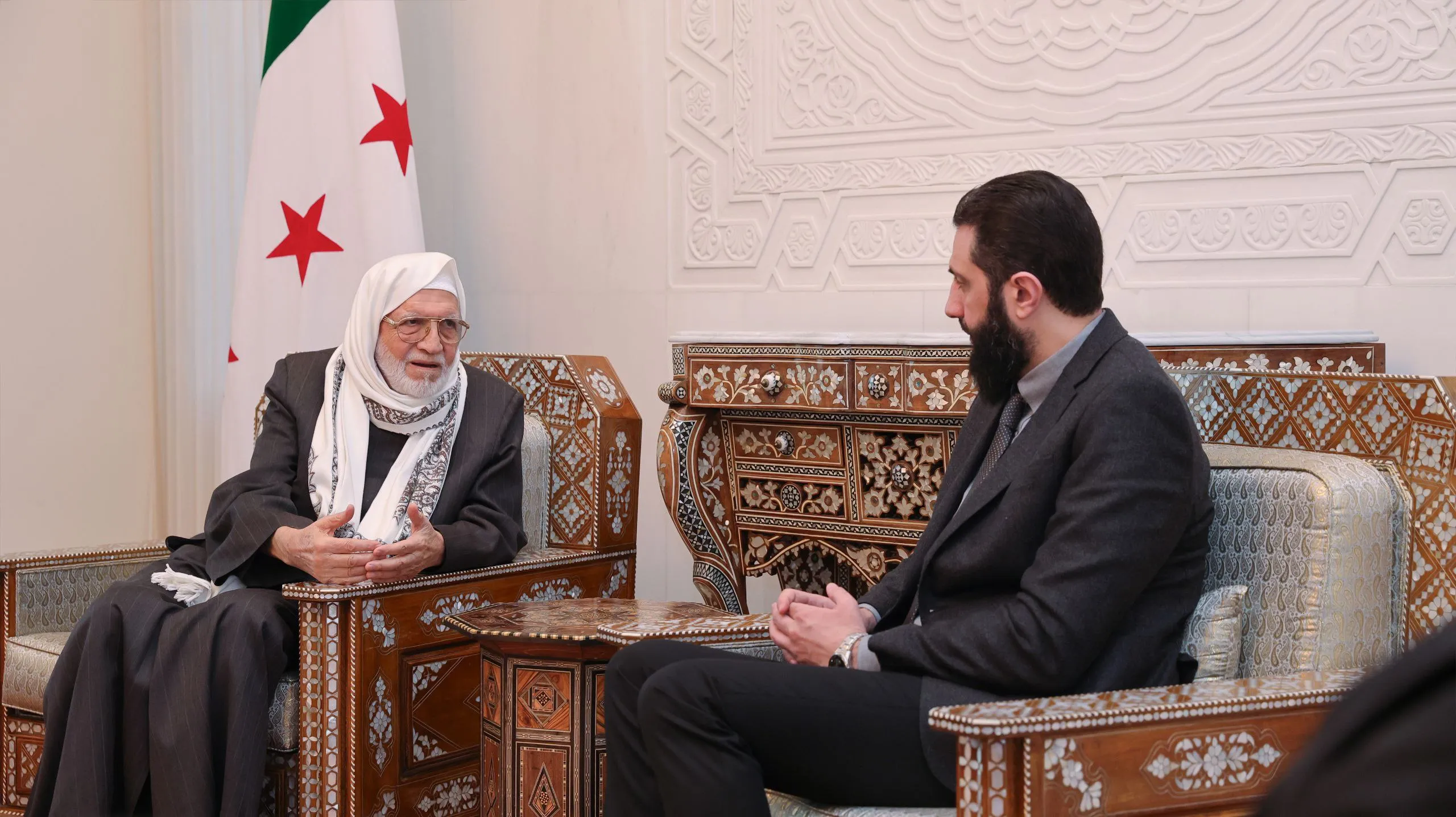 بعد الجدل .. "الرفاعي" يوضح موقفه من التيارات الإسلامية والرئيس أحمد الشرع