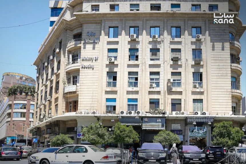 خطة لمعالجة مليوني وحدة سكنية حتى 2035.. تحرك حكومي لتقليص فجوة السكن في سوريا