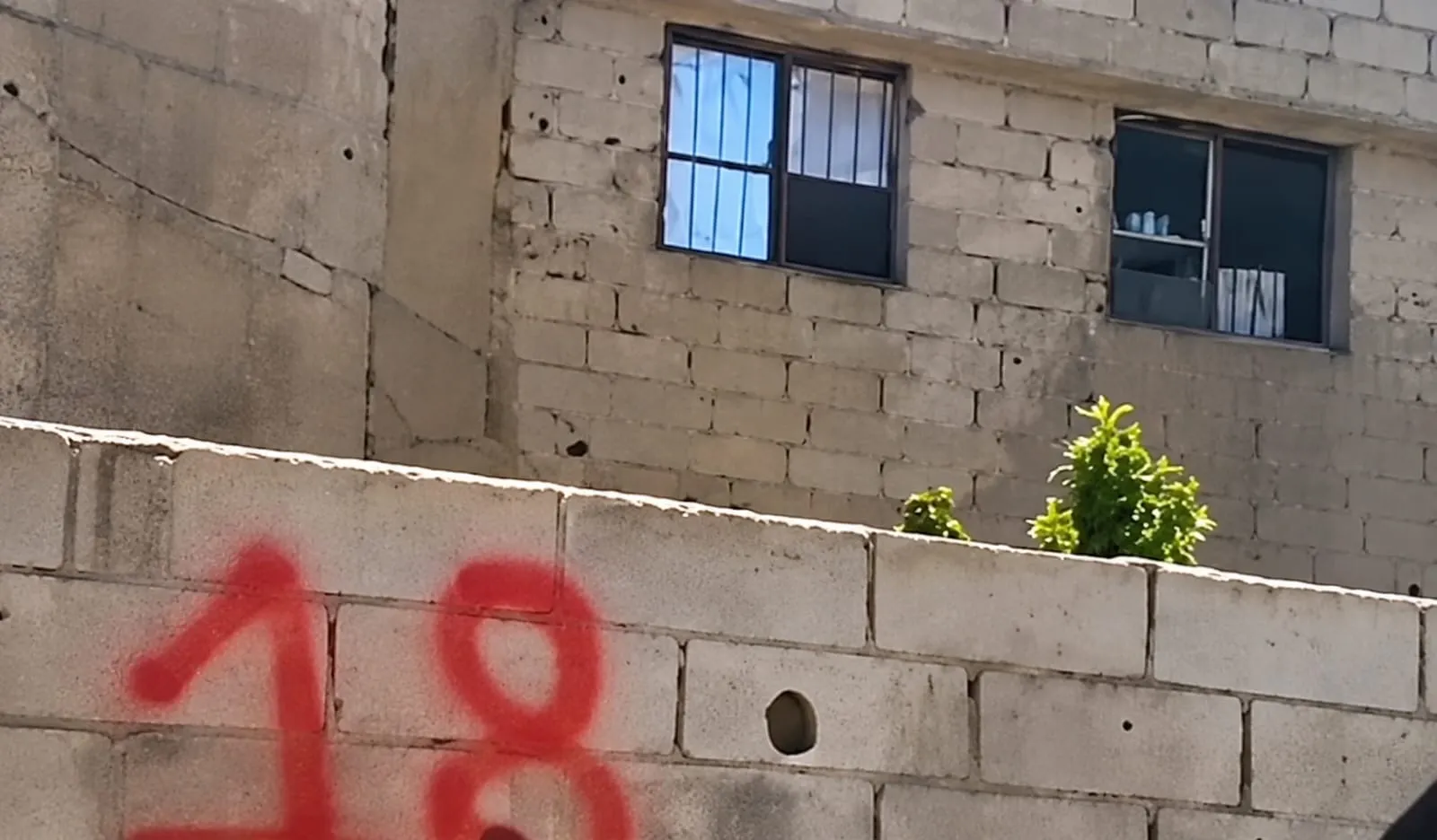 ممتلكات أبناء العشائر في السويداء.. ماذا يجري في المنازل التي هُجّر سكانها؟