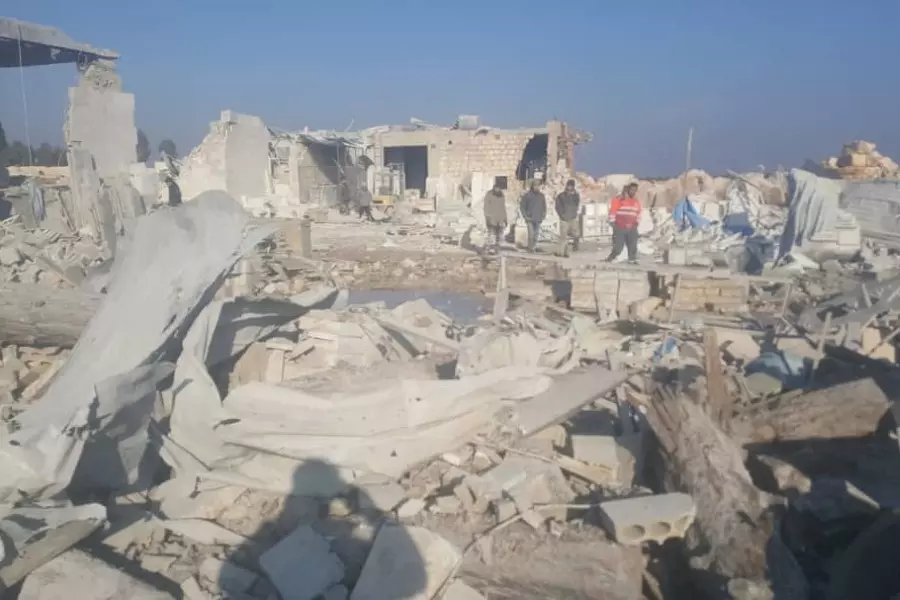 الطيران الروسي يعاود قصف ريف إدلب ... تدمير فرن آلي واستشهاد مدنيين في ريف جسر الشغور