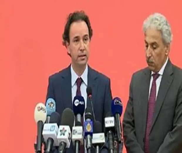 لؤي حسين ...لم نرفع العلم في مؤتمر اسطنبول لنخاطب كل السوريين