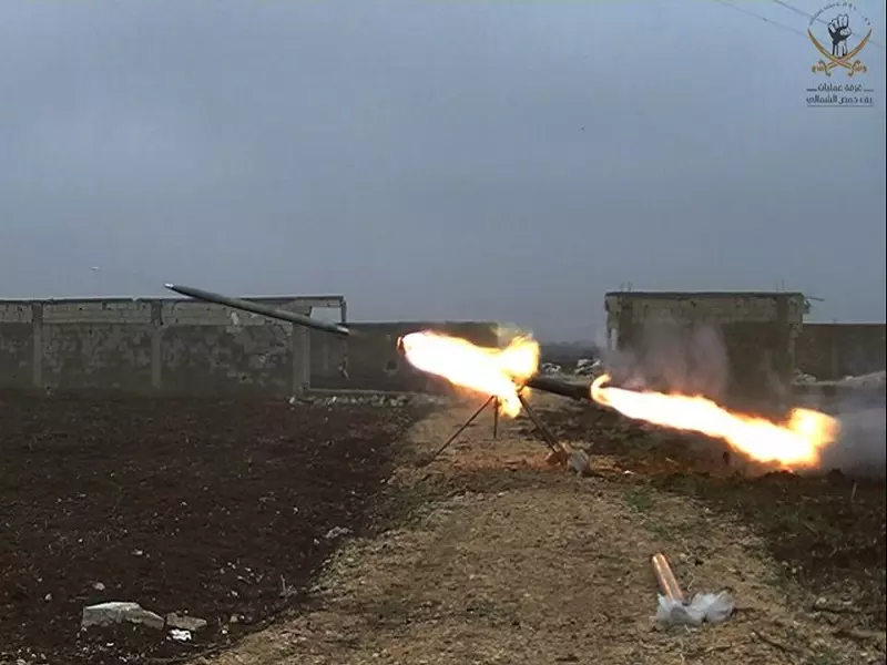 ثمانية شهداء بقصف مدفعي على بلدة حربنفسه بريف حماة .. وكتائب الثوار ترد