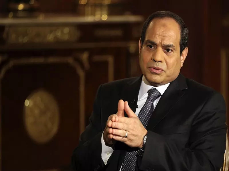 السيسي : " الحل في سوريا يجب أن يشتمل على المعالجة المتزنة وحل الميليشيات والعناصر المسلحة"