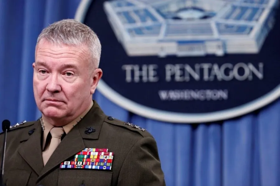 الجنرال ماكينزي: لا نعلم إلى متى سيبقى جنودنا في سوريا