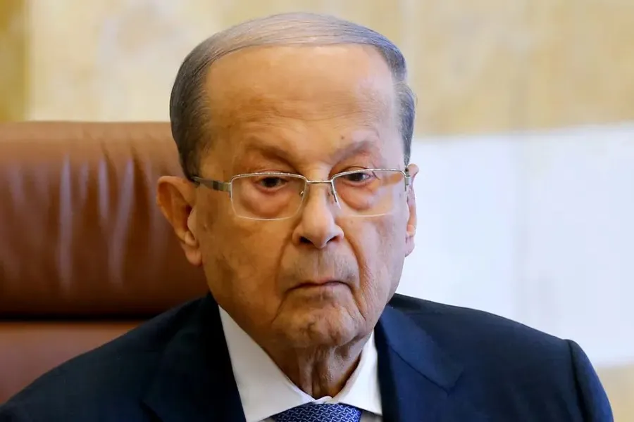 رئيس لبنان يقول إن بلاده لم تعد قادرة على تحمل أعباء وأحمال النزوح السوري 