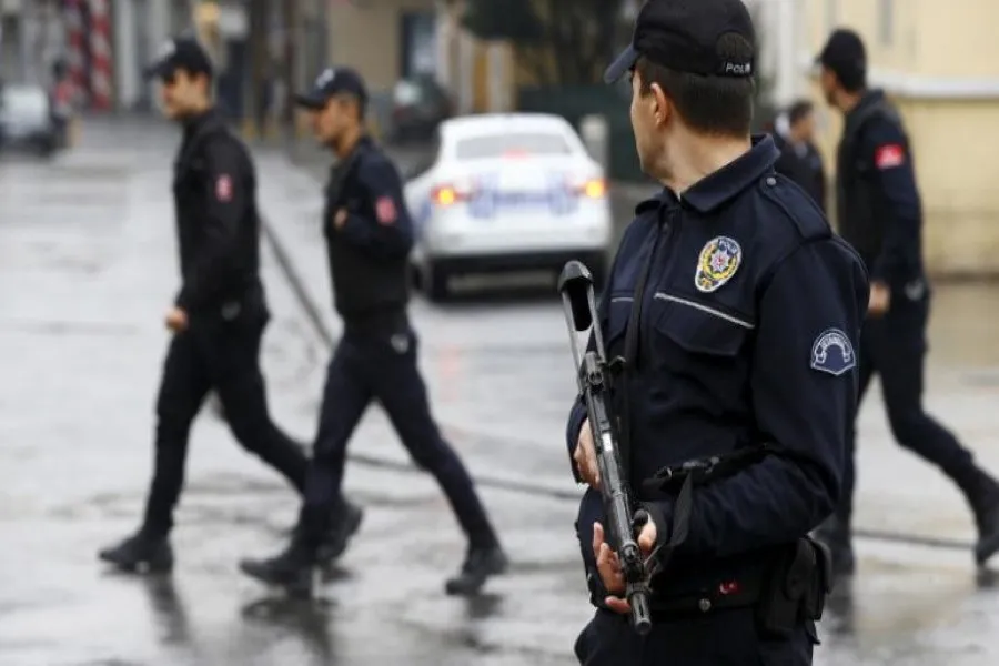 السلطات التركية توقِف 10 أشخاص بعملية أمنية ضد داعش في "إسطنبول"