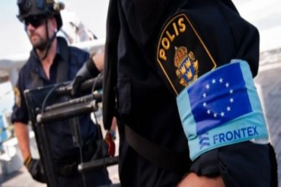 أوغلو: "فرونتكس" ساهمت مع اليونان في ممارسات لا إنسانية ضد اللاجئين