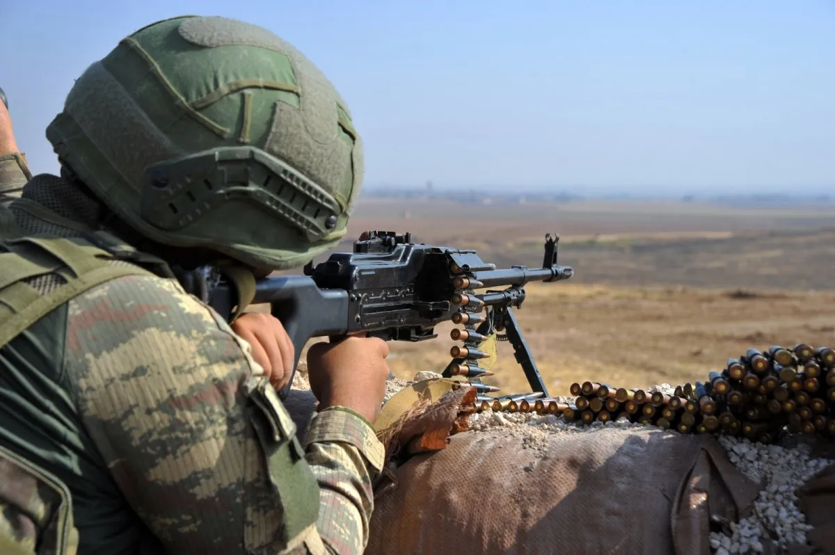 الدفاع التركية: تحيّد 18 إرهابياً من "ي ب ك" شمالي سوريا