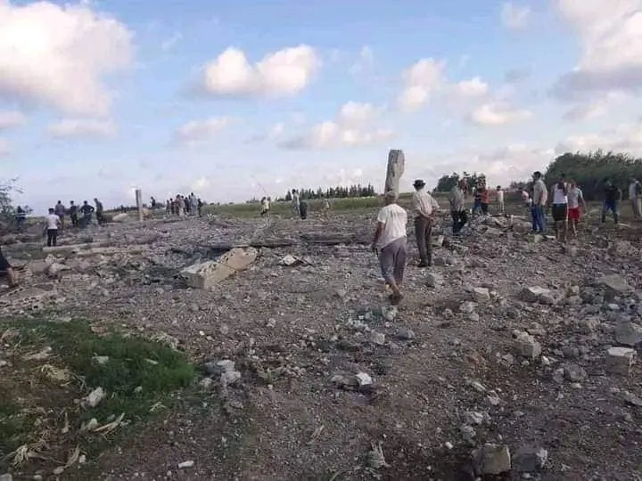 النظام يتحدث عن جرحى مدنيين .. قصف إسرائيلي يطال مواقع بريف طرطوس