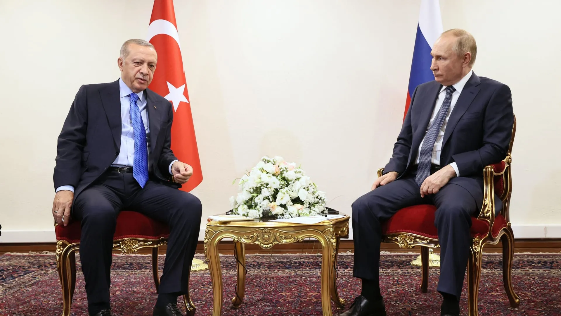 "الكرملين" يكشف فحوى مباحثات "أردوغان وبوتين" في قمة سوتشي