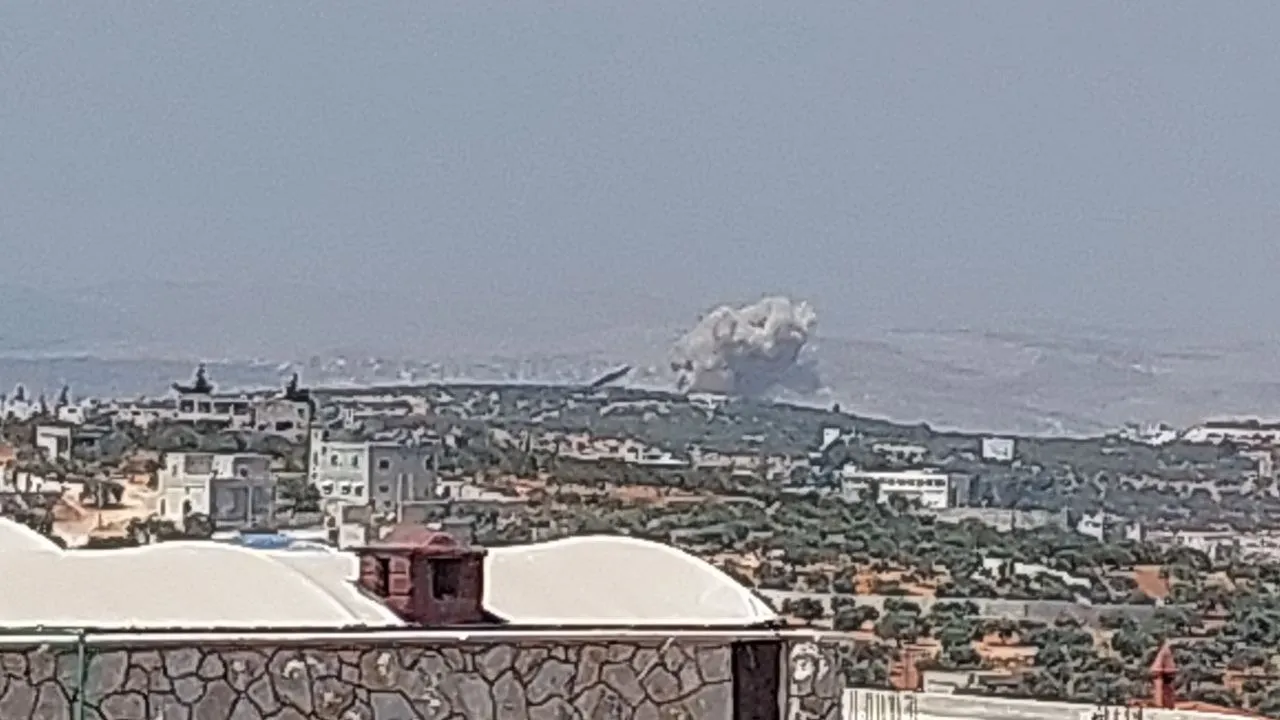 طيران الاحتلال الروسي يستأنف غاراته على أطراف مدينة إدلب بـ 11 غارة